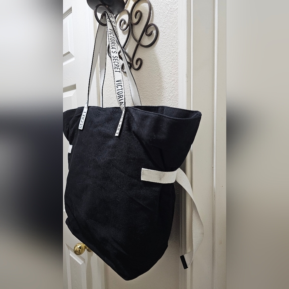 Victoria's Secret Black and White Tote EUC - Picture 8 of 16